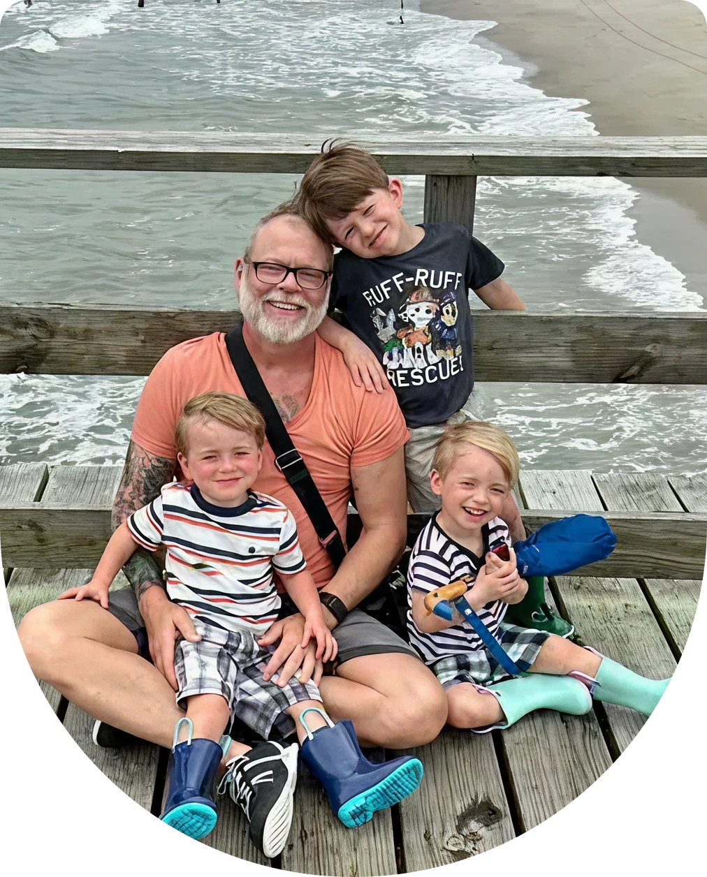 Happy moments on a seaside boardwalk